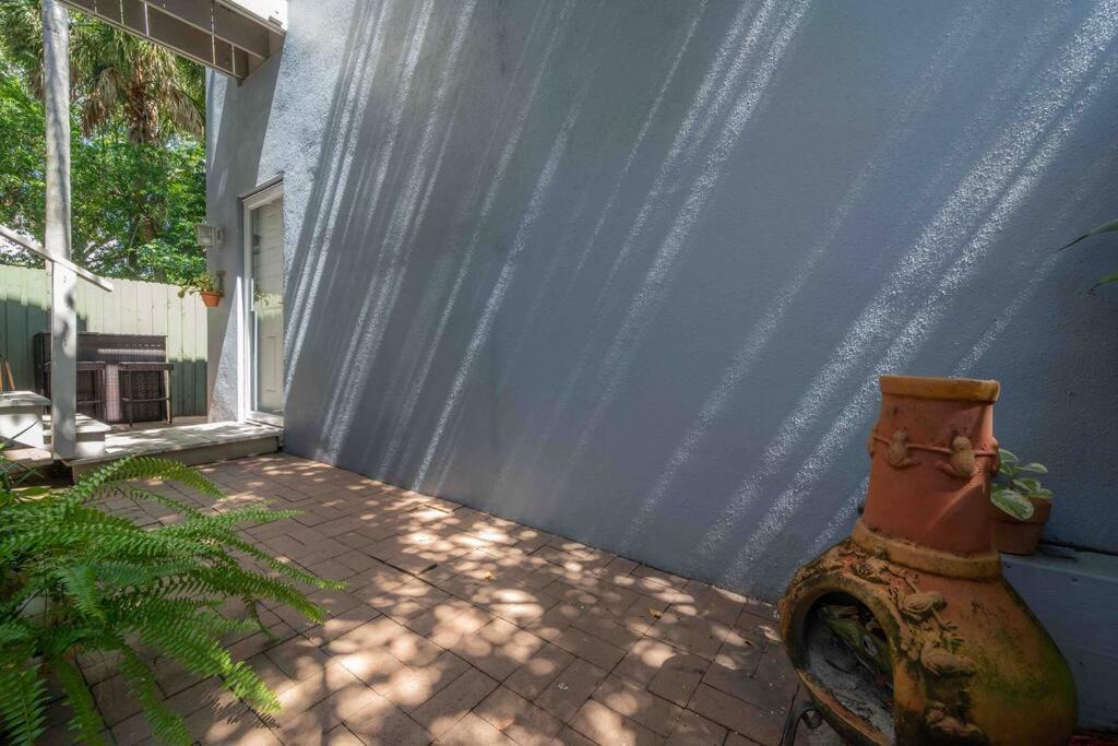Nawlins Vibe With Rooftop Verandah Near Riverwalk And Downtown Τάμπα Εξωτερικό φωτογραφία